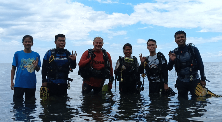 BSMB students, CMAS certified SCUBA divers 8